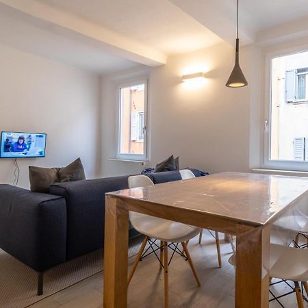 Suite Rua Pioppa - Affitti Brevi Italia Модена Екстериор снимка